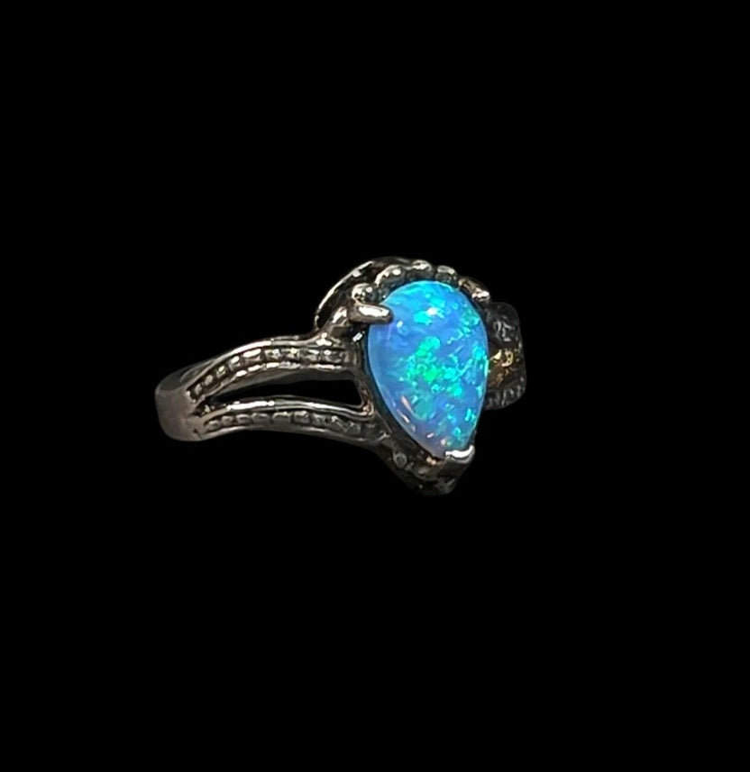 What Is Synthetic Opal? Lab vs. Natural vs. Imitation Opal – Oddly ...