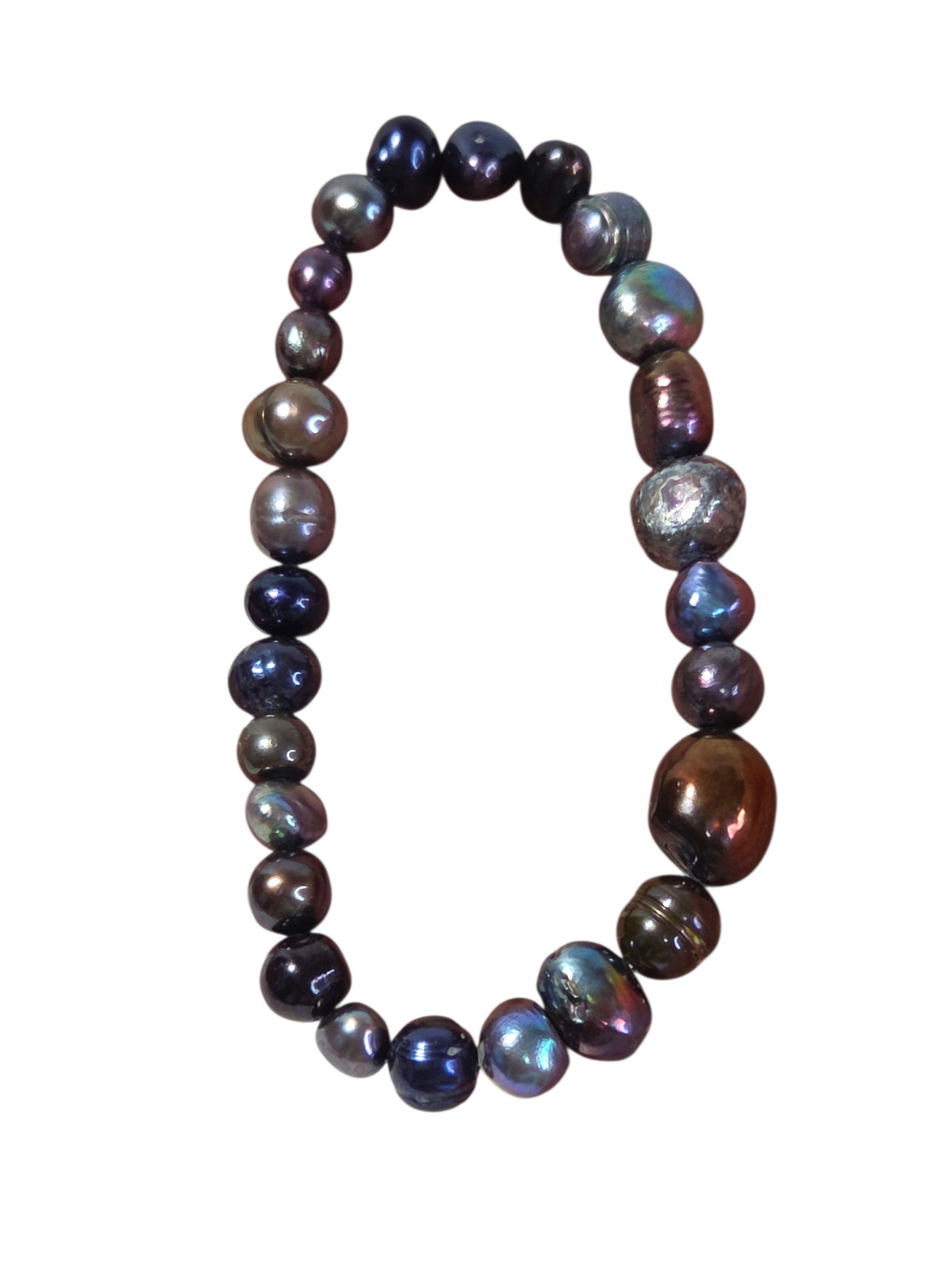 Peacock freshwater pearl bracelet showing one large pearl with a mottled worn surface