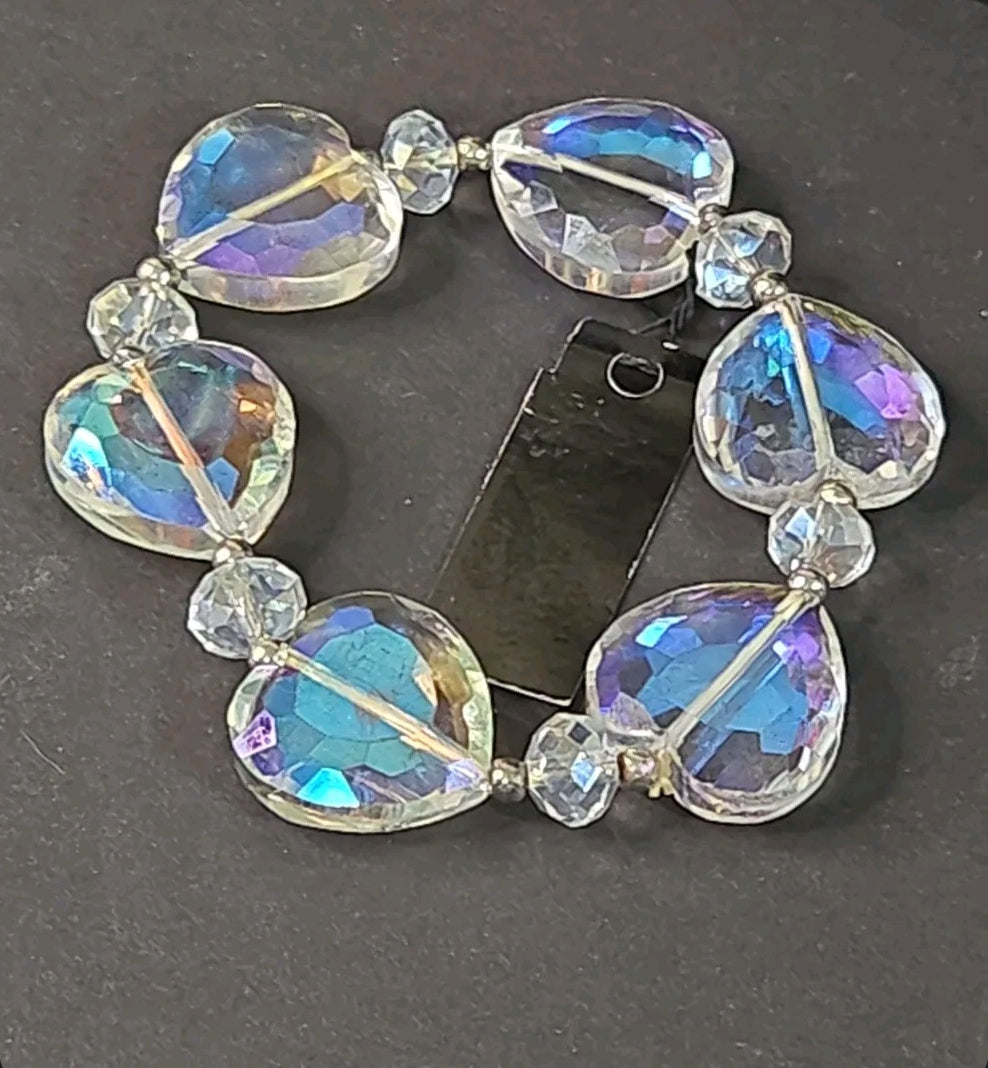 Oddly Darling Vintage stretch bracelet featuring iridescent faceted heart beads with aurora borealis shimmer.