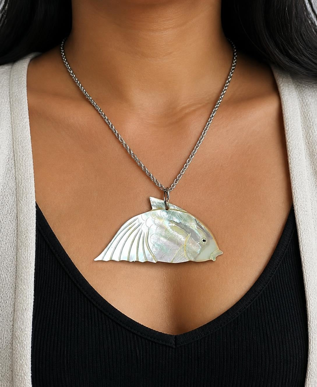 Oddly Darling Vintage Carved mother-of-pearl shell fish pendant necklace