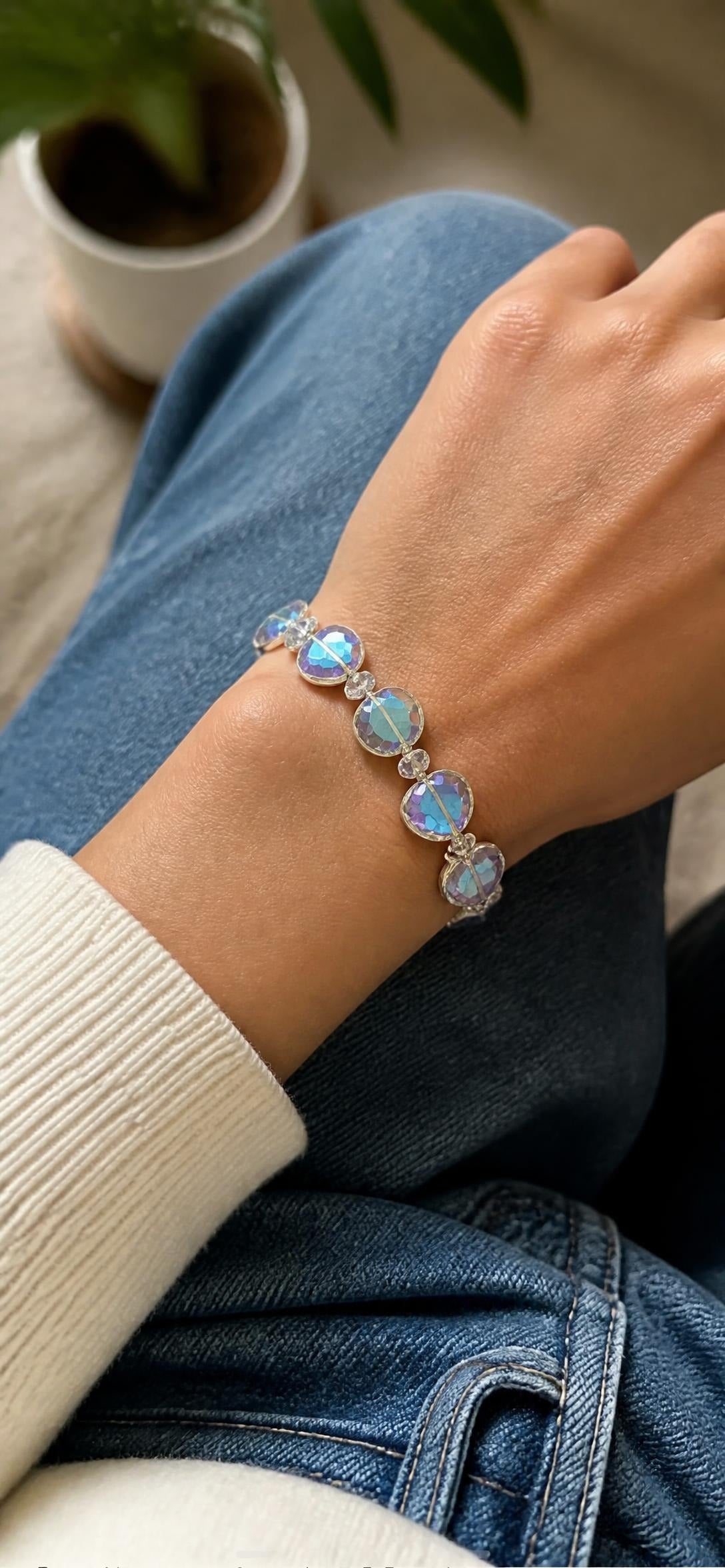 Oddly Darling Vintage Faceted aurora borealis glass heart bead stretch bracelet