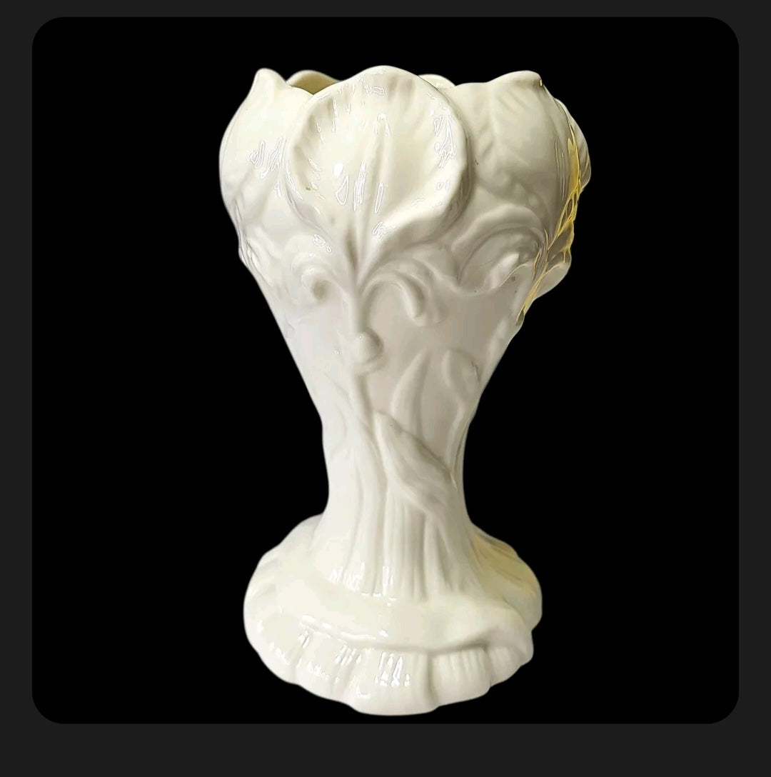 White Porcelain Iris Vase | Embossed Iris Blooms & Leaves | Scalloped Pedestal Base | 8" | Beta Sigma Phi 1998